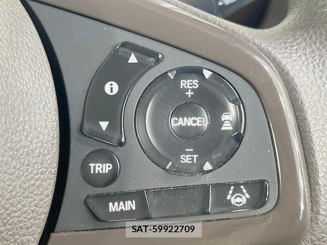 Honda N BOX 2022-01 8246041-5