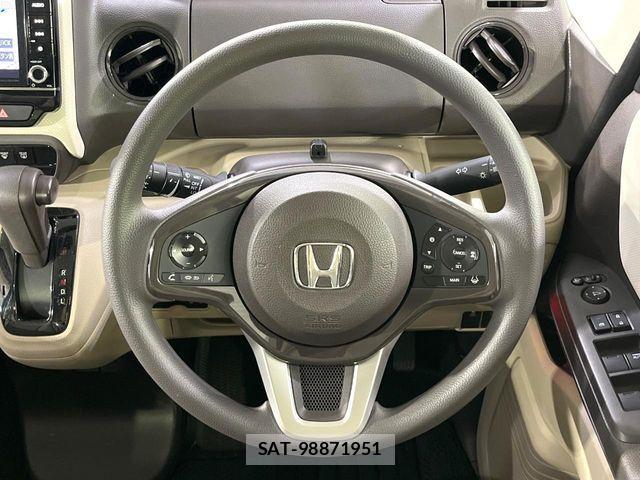 Honda N BOX 2018-05 8246046-10