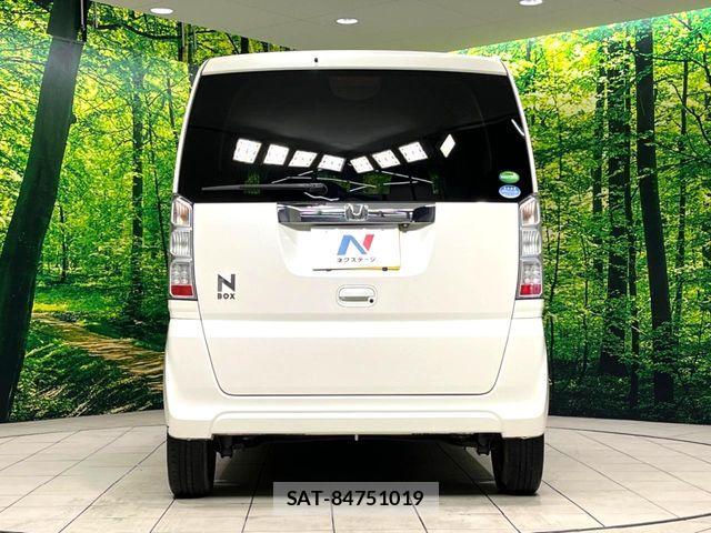 Honda N BOX 2015-07 8246067-15