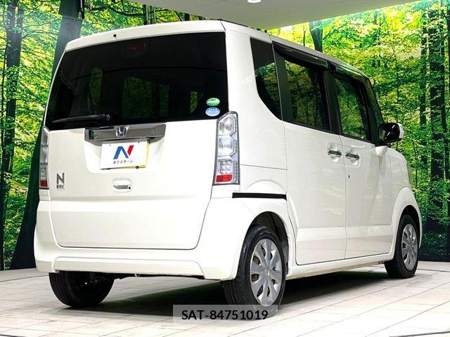 Honda N BOX 2015-07 8246067-17