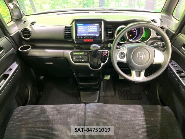 Honda N BOX 2015-07 8246067-2