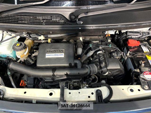 Honda N BOX 2017-12 8246049-16