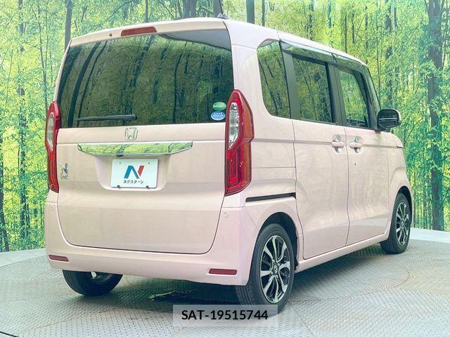 Honda N BOX 2017-08 8246064-16