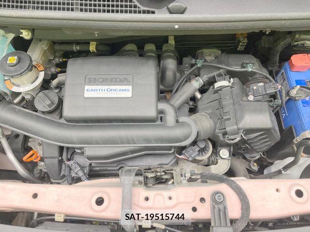 Honda N BOX 2017-08 8246064-17