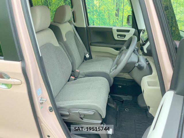 Honda N BOX 2017-08 8246064-7