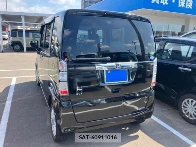 Honda N BOX 2013-07 8246070-2