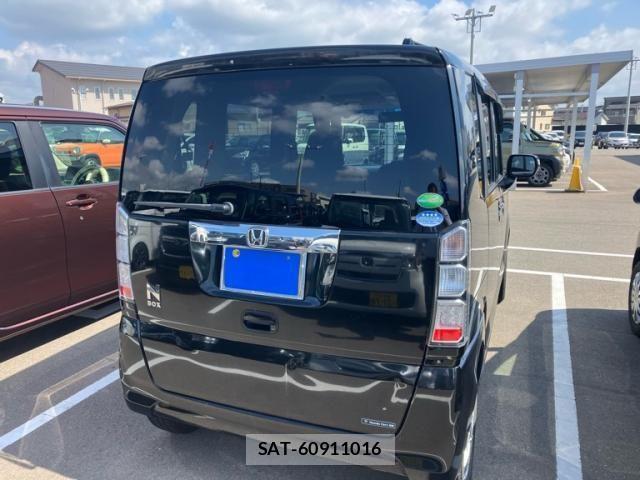 Honda N BOX 2013-07 8246070-3