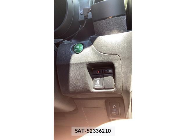 Honda N BOX 2015-03 8246069-12