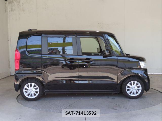 Honda N BOX 2020-02 8246059-16