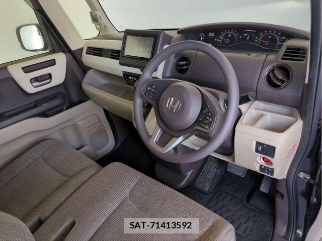 Honda N BOX 2020-02 8246059-24