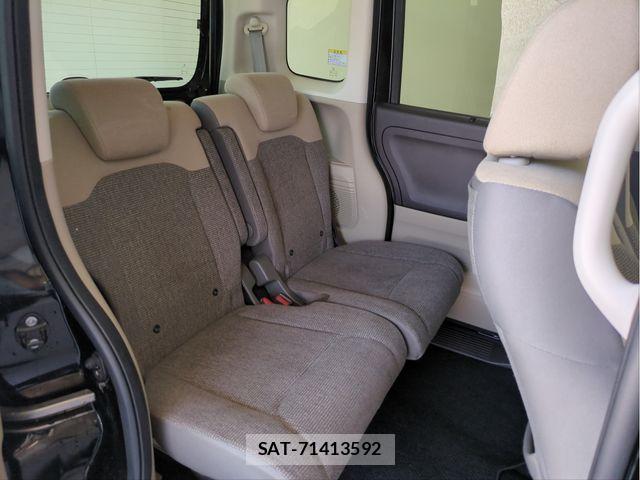Honda N BOX 2020-02 8246059-26