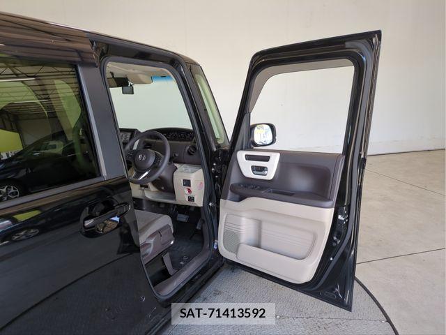 Honda N BOX 2020-02 8246059-27