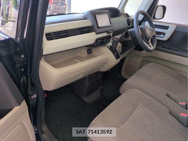 Honda N BOX 2020-02 8246059-2