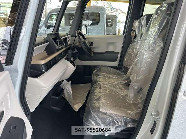 Honda N BOX 2026-05 8315686-4