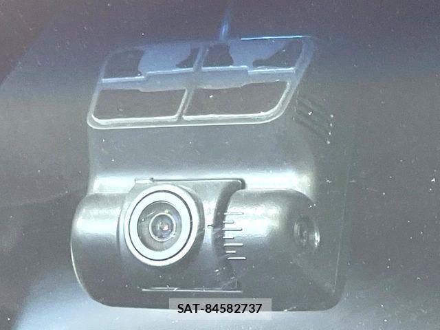 Honda N BOX 2022-01 8315698-6