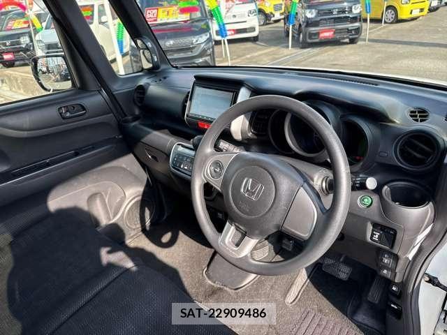 Honda N BOX 2017-06 8315746-11