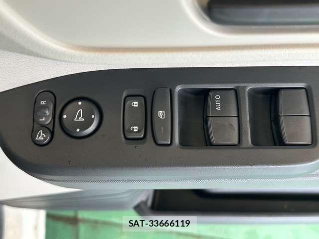 Honda N BOX 2026-03 8315692-12