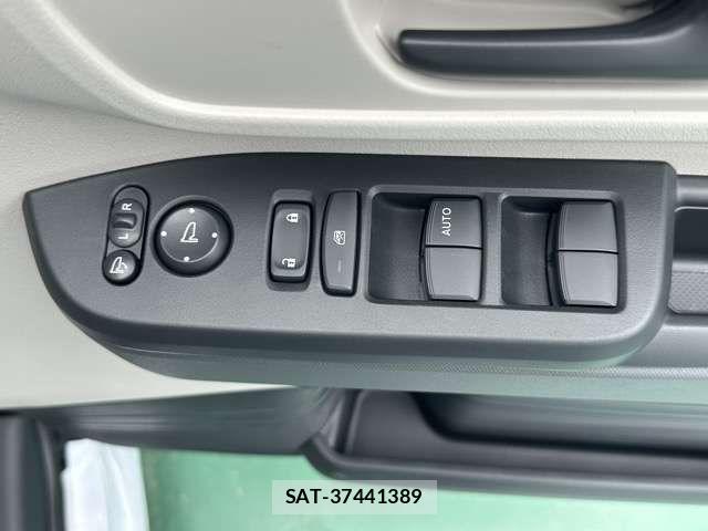 Honda N BOX 2026-06 8315697-12