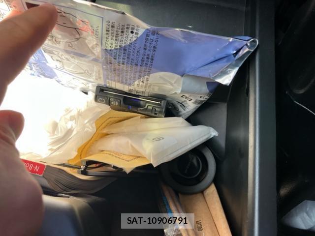 Honda N BOX 2015-01 8315793-18