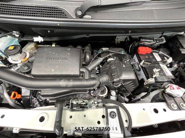 Honda N BOX 2026-03 8315683-17
