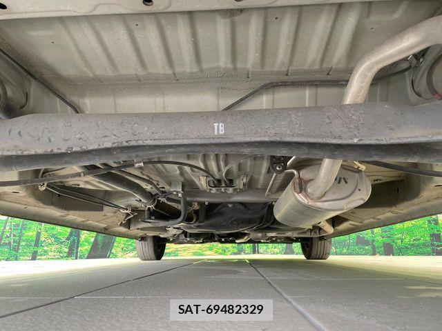Honda N BOX 2017-12 8315758-18