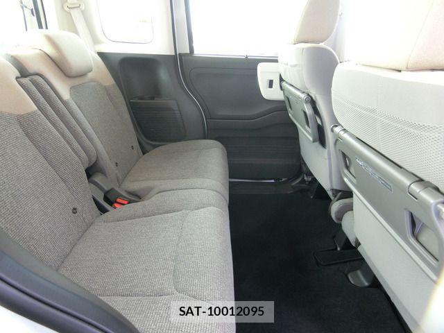 Honda N BOX 2023-05 8315714-12