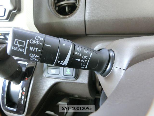 Honda N BOX 2023-05 8315714-16