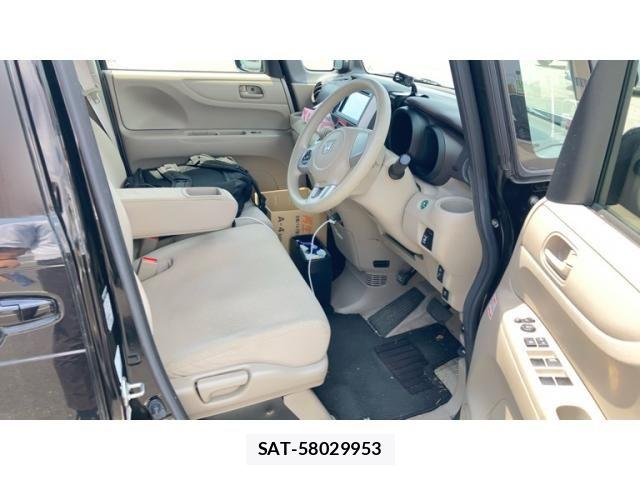 Honda N BOX 2013-03 8315789-11