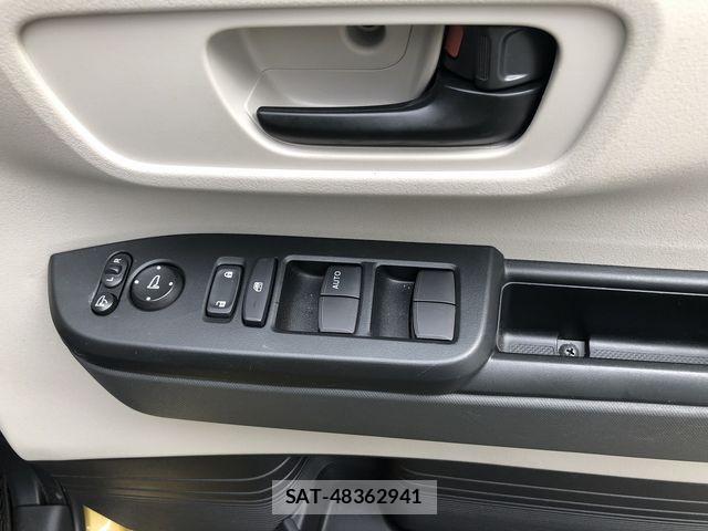 Honda N BOX 2024-04 8315732-20