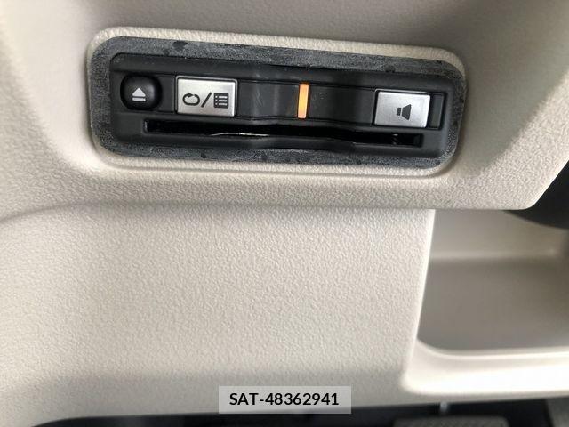 Honda N BOX 2024-04 8315732-22