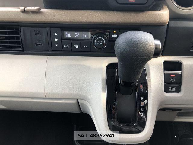 Honda N BOX 2024-04 8315732-25