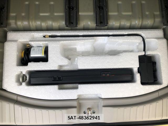Honda N BOX 2024-04 8315732-28