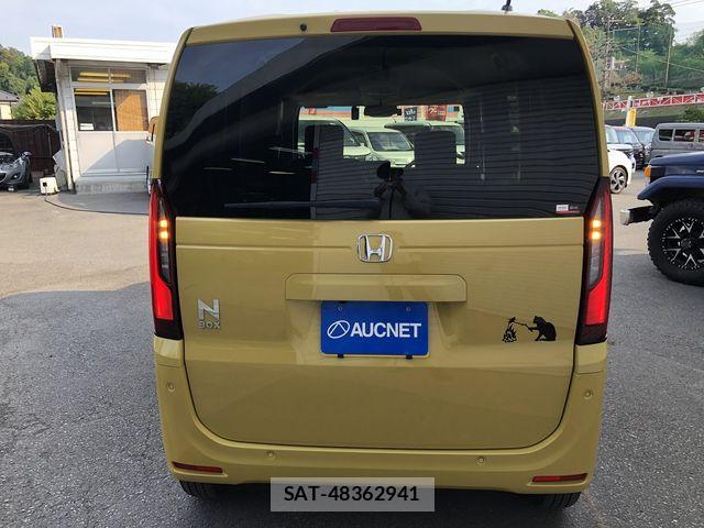 Honda N BOX 2024-04 8315732-5