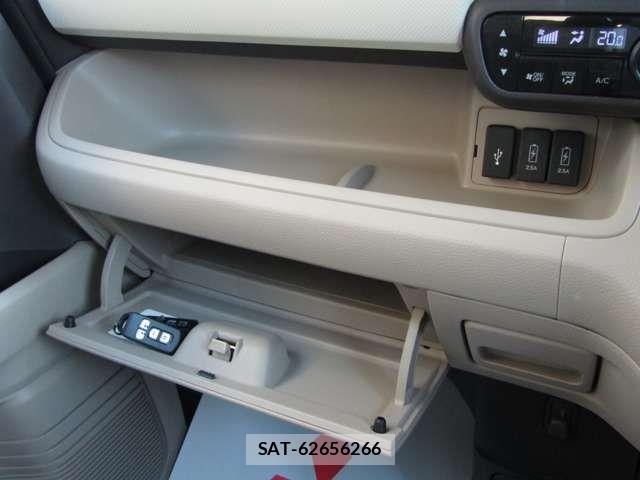 Honda N BOX 2018-11 8315736-16