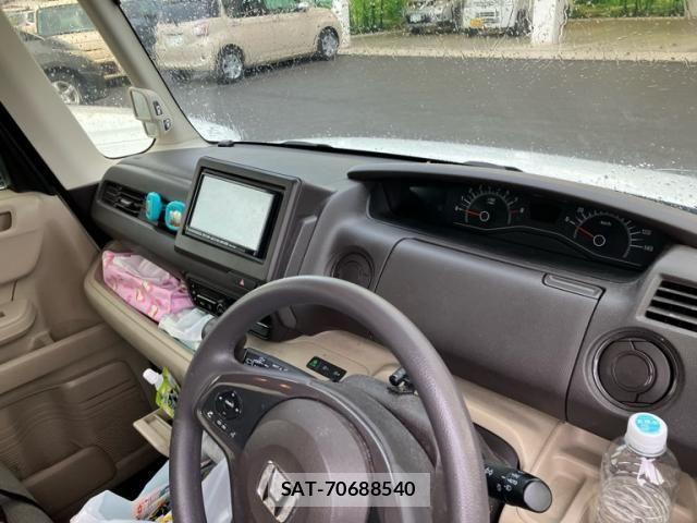 Honda N BOX 2018-08 8315779-12