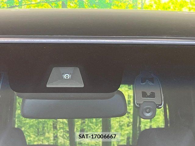Honda N BOX 2022-03 8315689-4