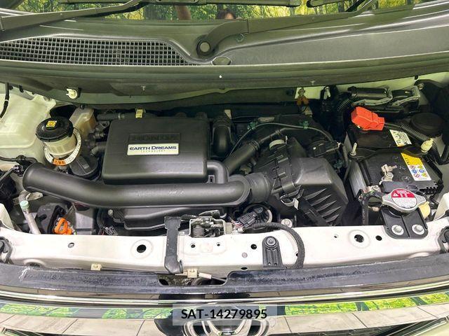 Honda N BOX 2018-01 8315723-17