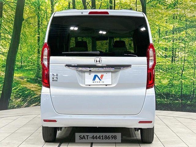 Honda N BOX 2022-02 8315719-14