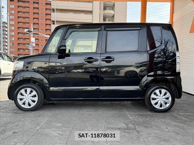 Honda N BOX 2017-08 8315787-11