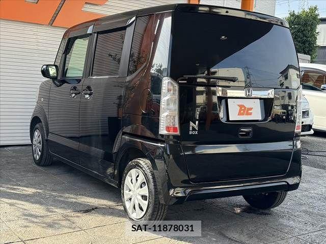 Honda N BOX 2017-08 8315787-14