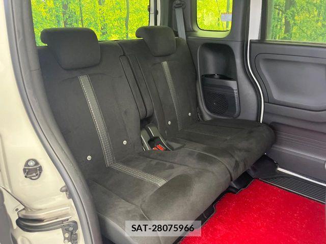 Honda N BOX 2022-04 8315687-9