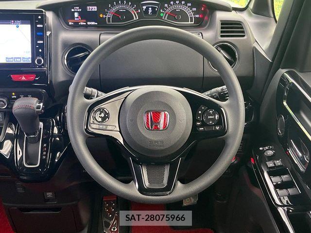 Honda N BOX 2022-04 8315687-11