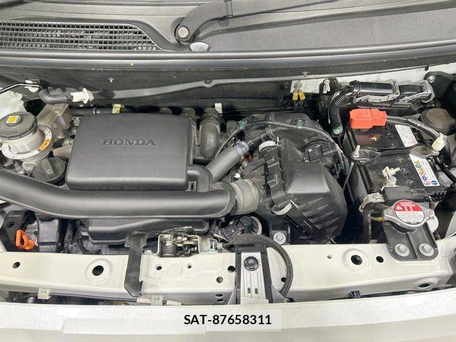 Honda N BOX 2023-11 8315684-17