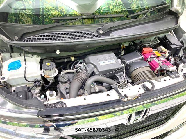 Honda N BOX 2018-01 8315718-17