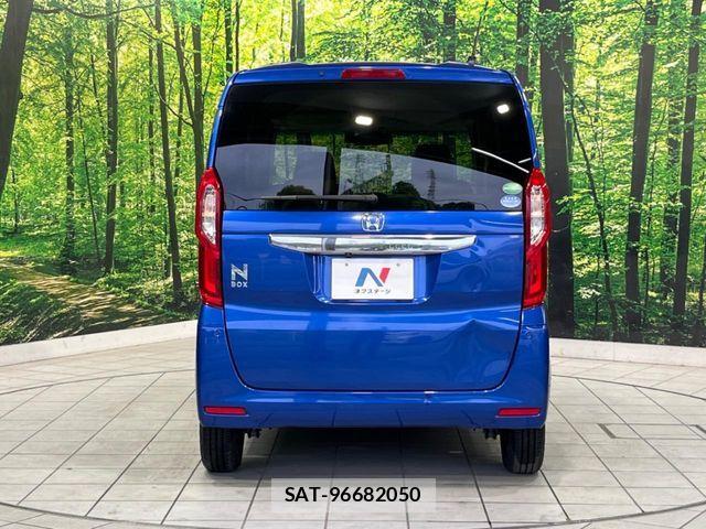 Honda N BOX 2017-10 8315749-14