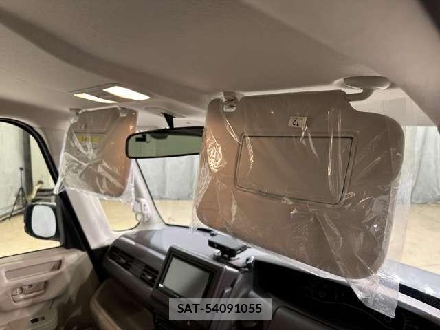 Honda N BOX 2020-02 8315759-25