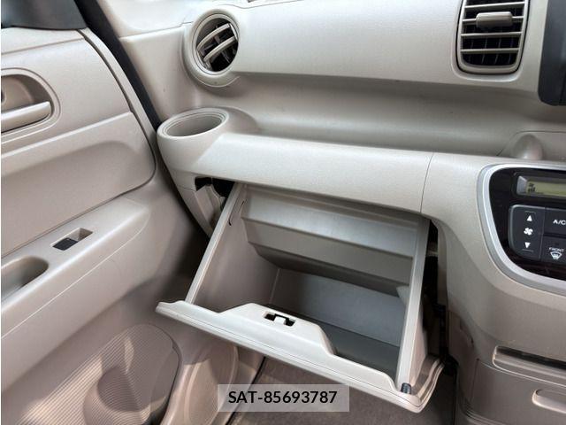 Honda N BOX 2013-06 8337001-8