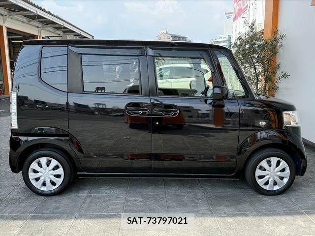 Honda N BOX 2017-08 8336988-11