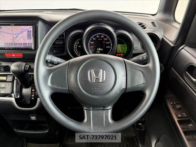 Honda N BOX 2017-08 8336988-21