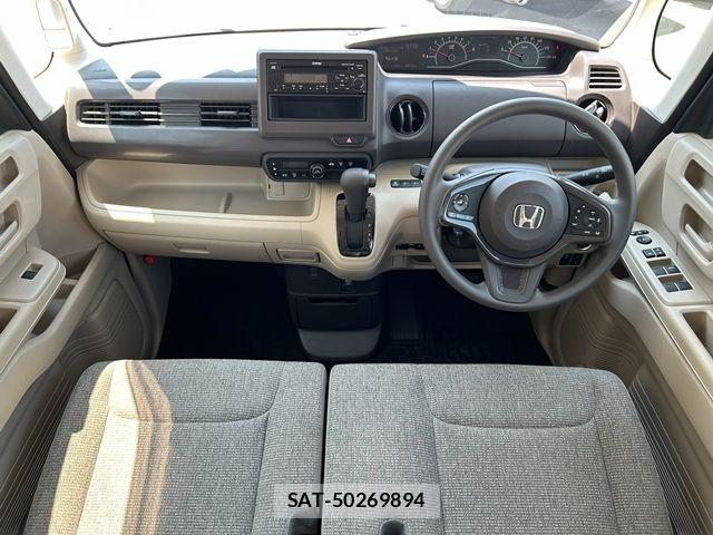 Honda N BOX 2018-02 8336982-13